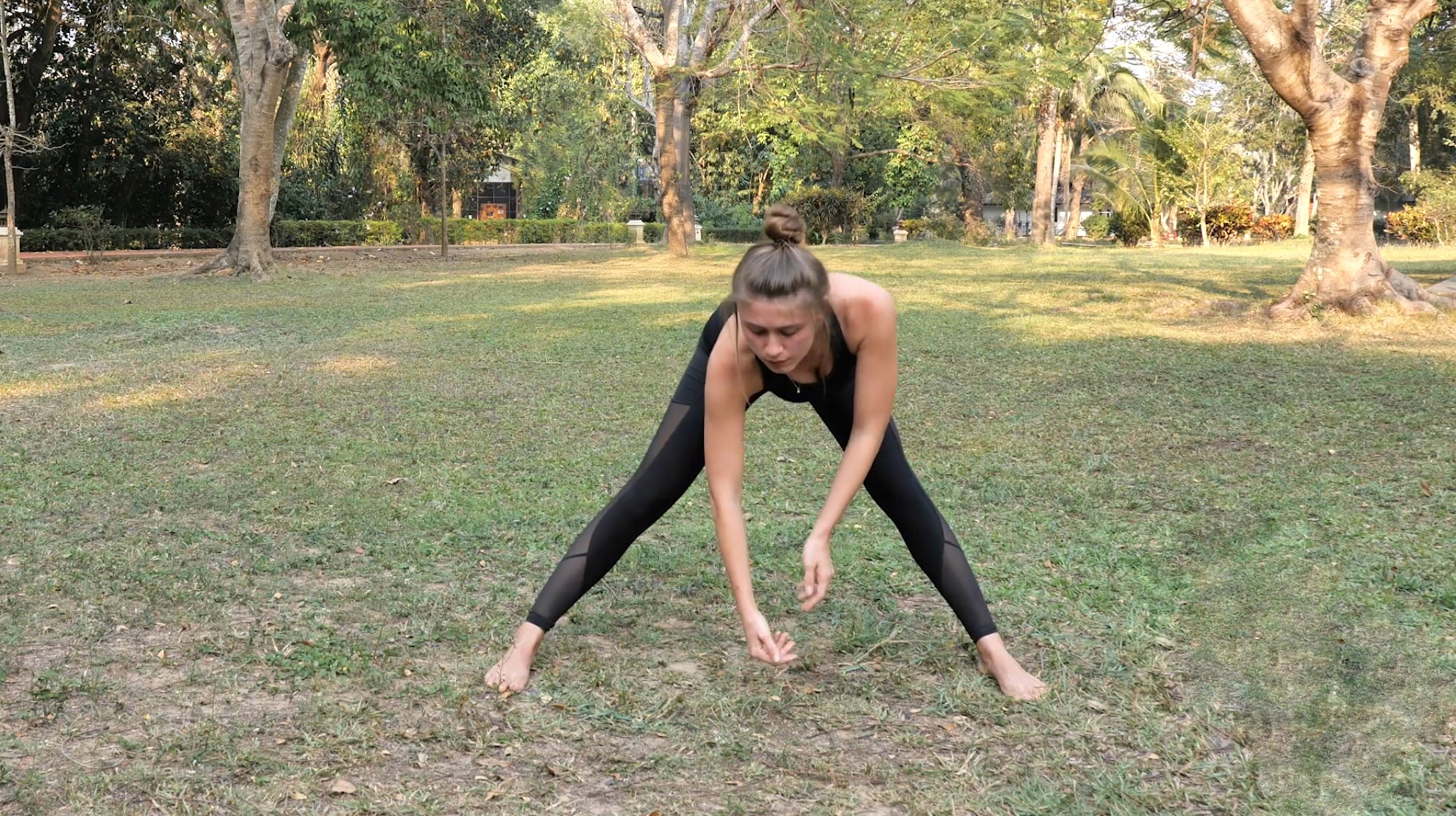 Meridian Qigong Rolling the Ball